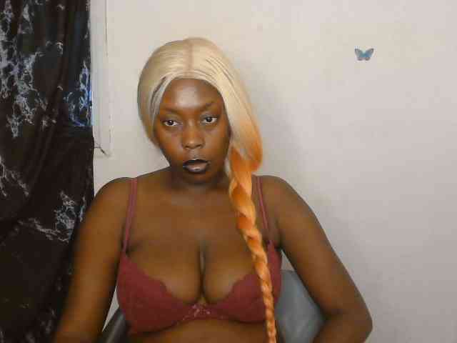 Strip-me-naked webcam