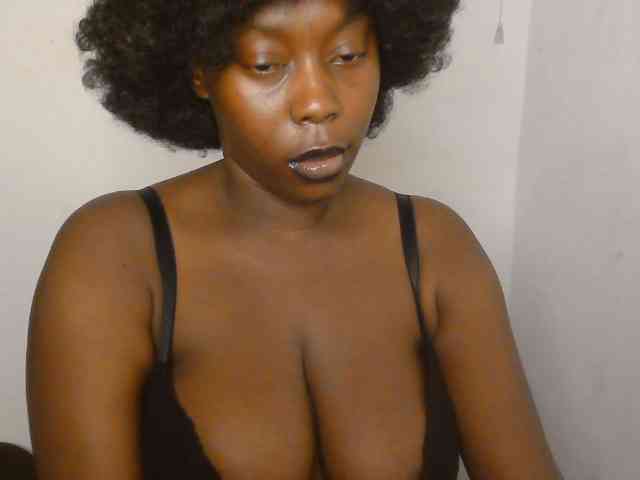Strip-me-naked webcam