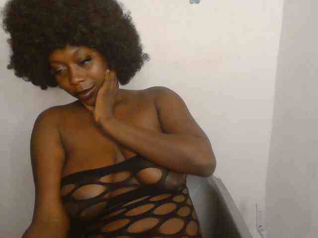 Strip-me-naked webcam