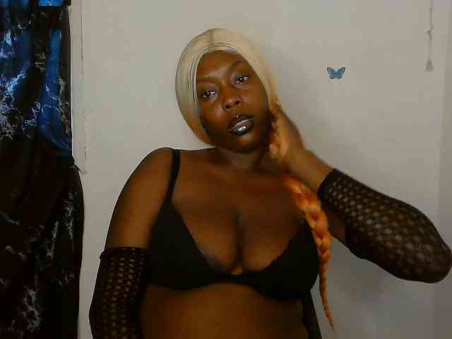 Strip-me-naked Strip-me-naked