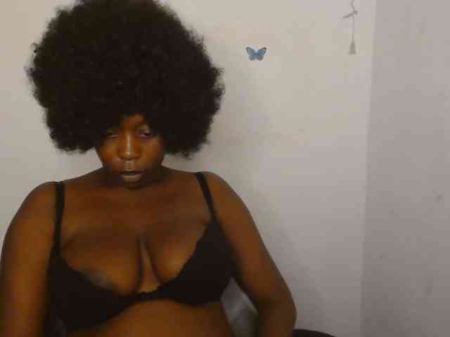 Strip-me-naked webcam