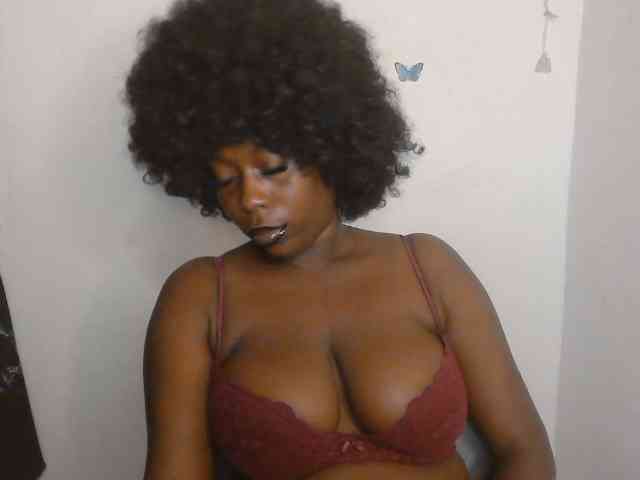 Strip-me-naked webcam