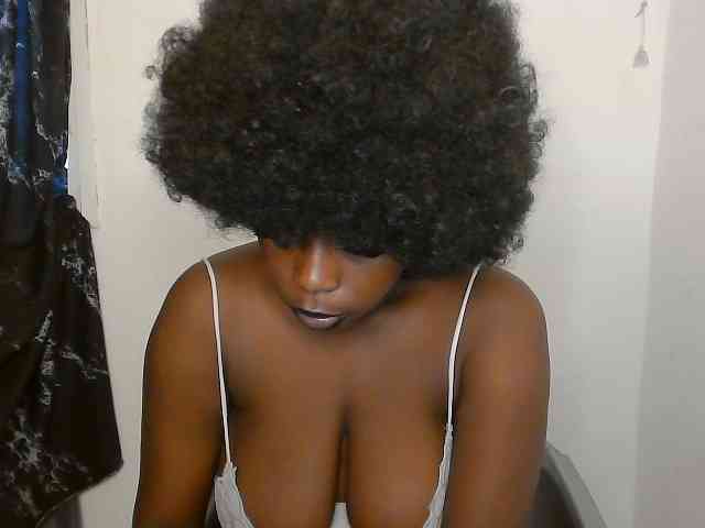 Strip-me-naked Strip-me-naked