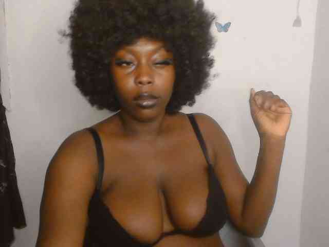 Strip-me-naked webcam
