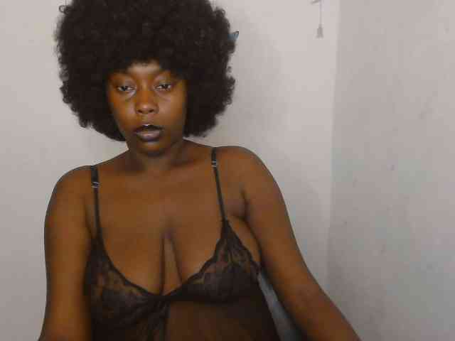 Strip-me-naked Strip-me-naked