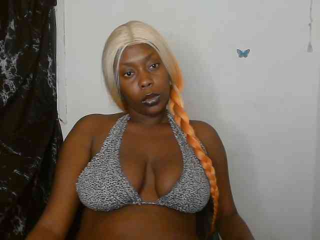 Strip-me-naked webcam
