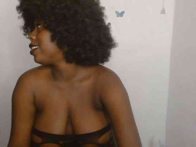 Strip-me-naked webcam