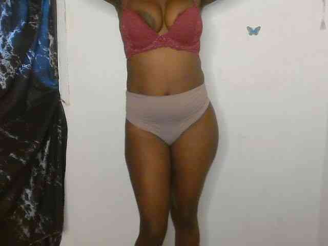 Strip-me-naked webcam