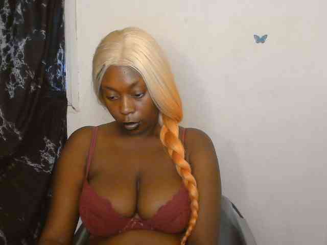 Strip-me-naked webcam
