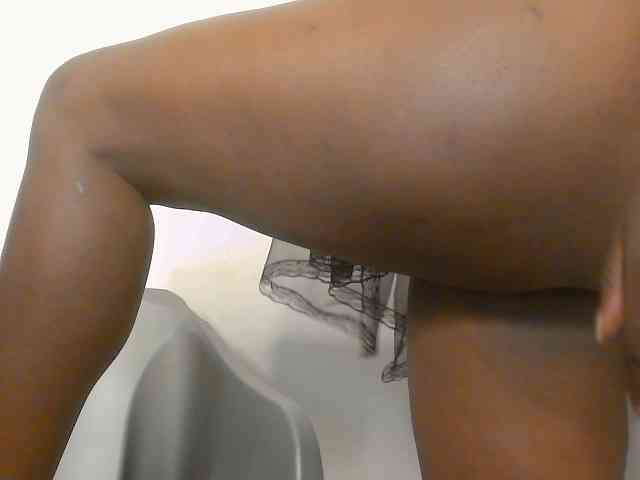 Strip-me-naked