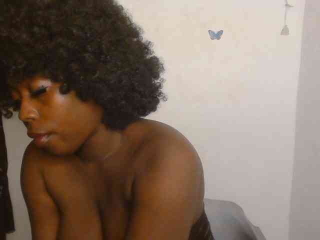 Strip-me-naked webcam
