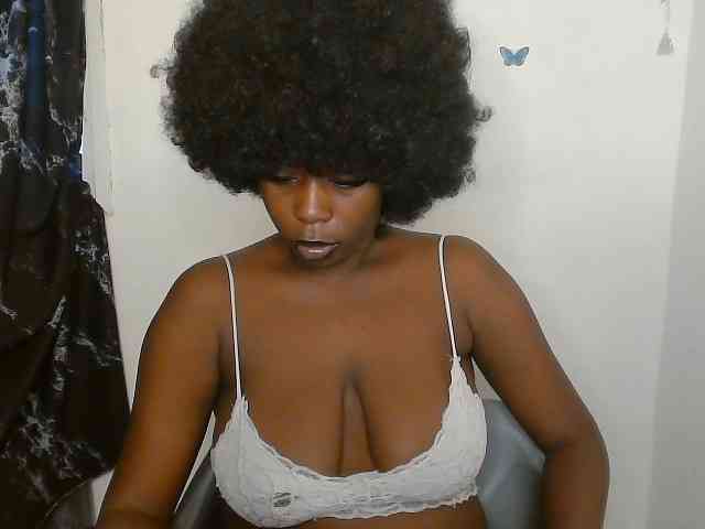 Strip-me-naked webcam
