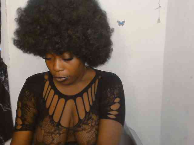 Strip-me-naked webcam