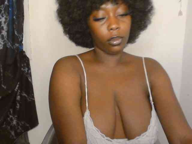 Strip-me-naked webcam