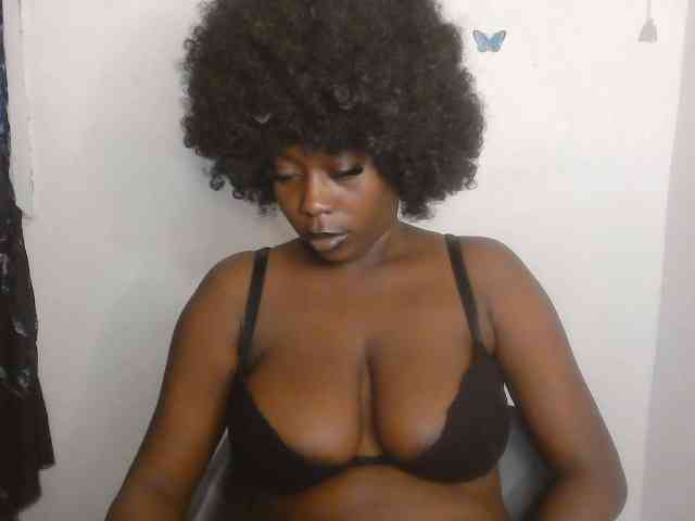 Strip-me-naked webcam