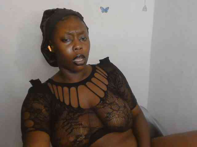 Strip-me-naked webcam