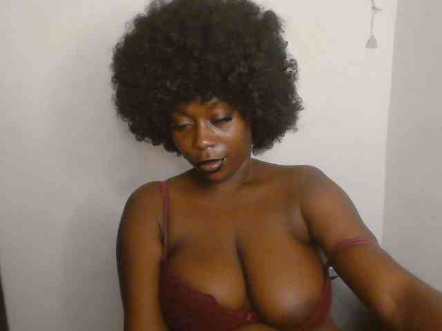 Strip-me-naked webcam