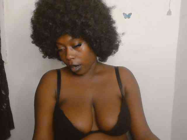 Strip-me-naked webcam