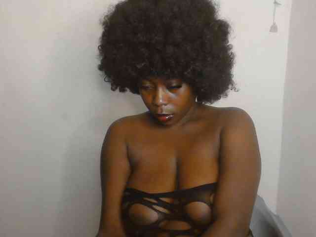 Strip-me-naked webcam