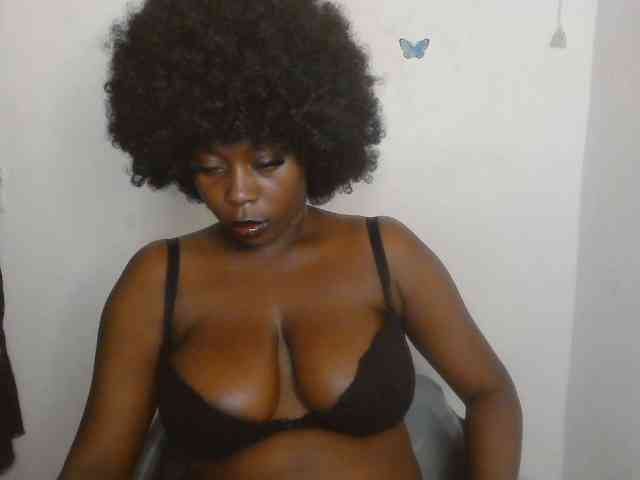 Strip-me-naked webcam