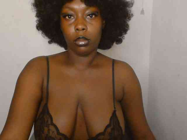 Strip-me-naked webcam