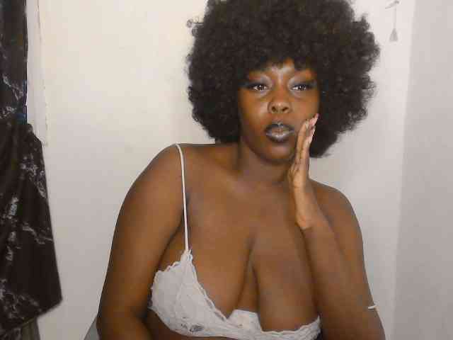 Strip-me-naked webcam