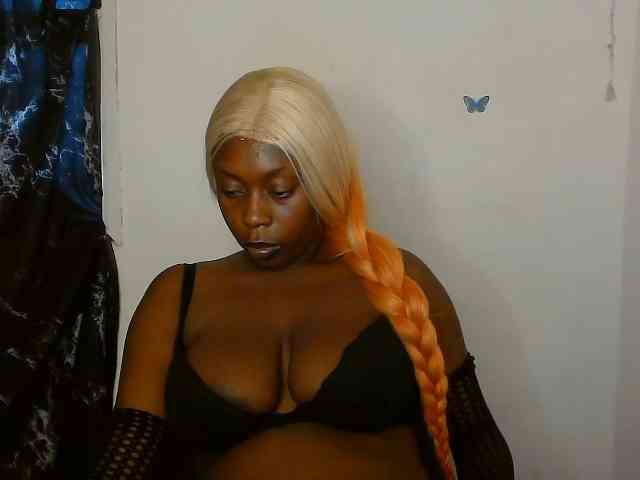Strip-me-naked webcam
