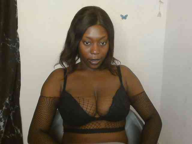 Strip-me-naked webcam