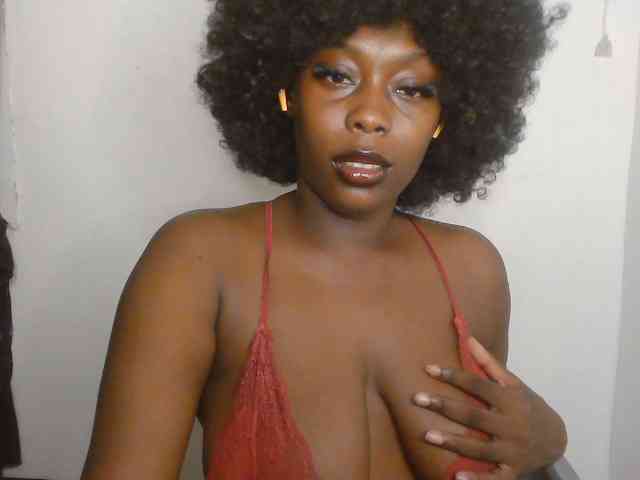 Strip-me-naked webcam