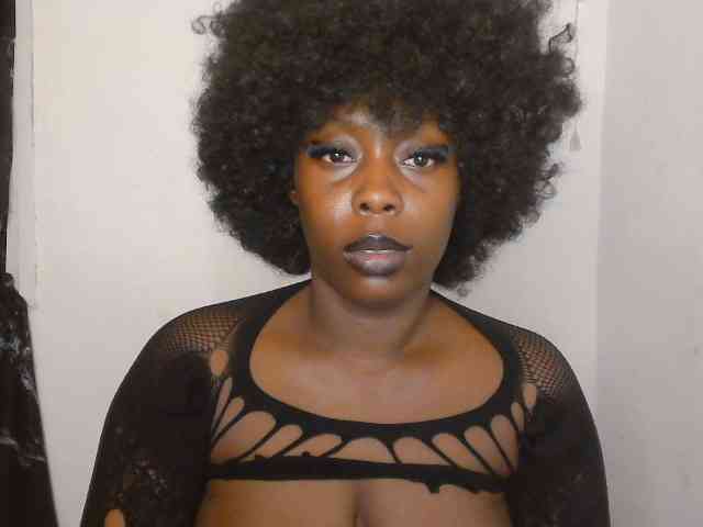 Strip-me-naked webcam