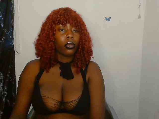 Model: Strip-me-naked