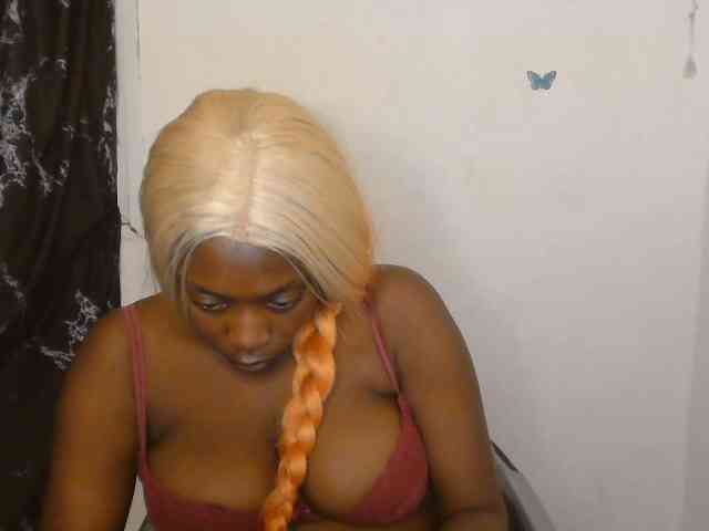 Strip-me-naked webcam