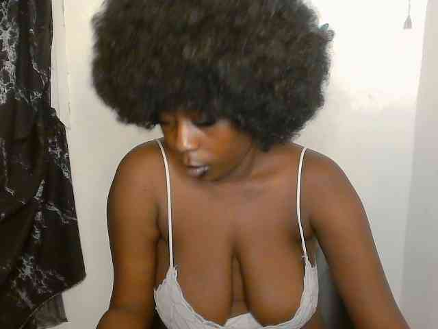 Strip-me-naked webcam
