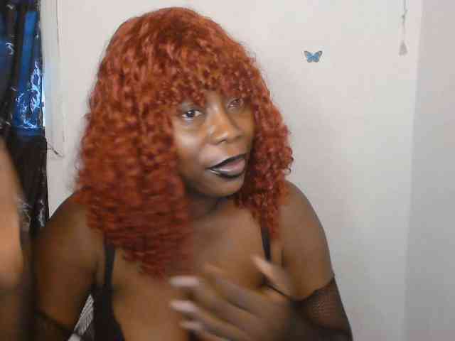 Strip-me-naked webcam
