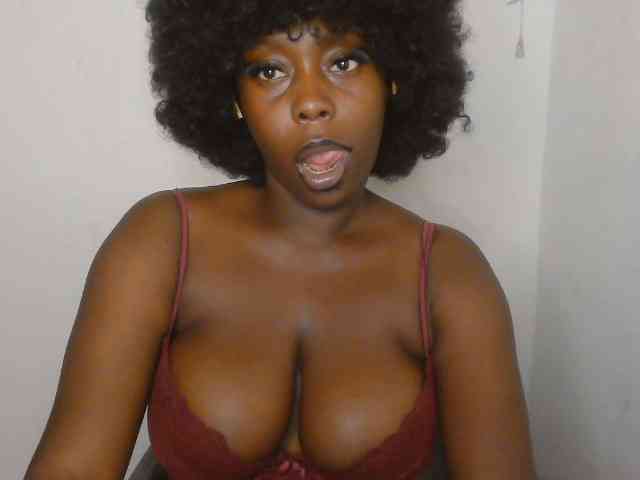 Strip-me-naked webcam