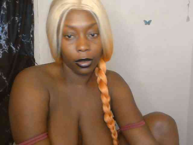 Strip-me-naked Strip-me-naked
