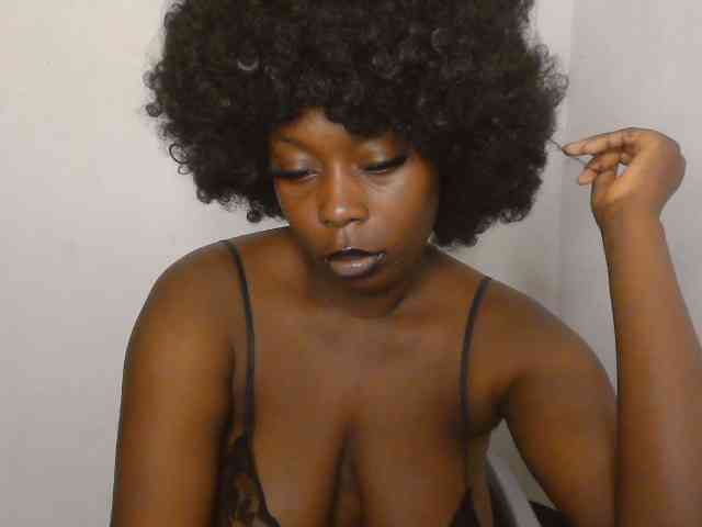 Strip-me-naked webcam