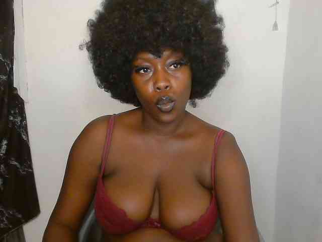 Strip-me-naked webcam