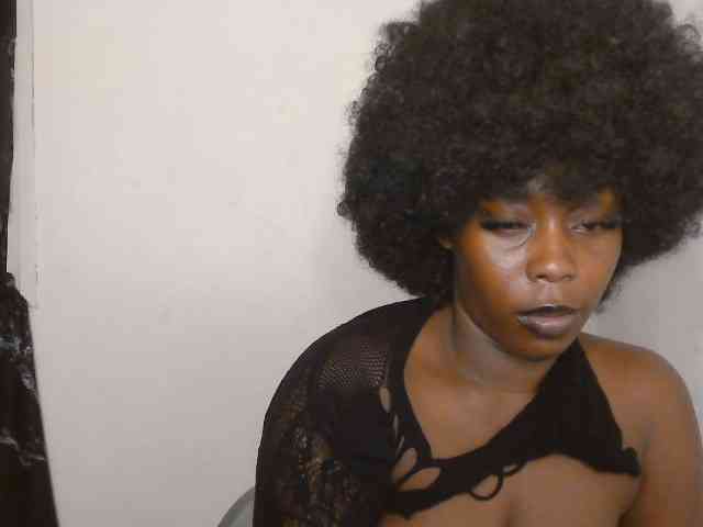 Strip-me-naked webcam