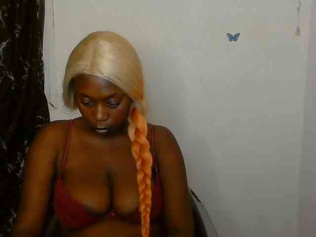 Strip-me-naked webcam