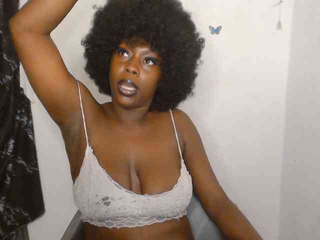 Strip-me-naked webcam