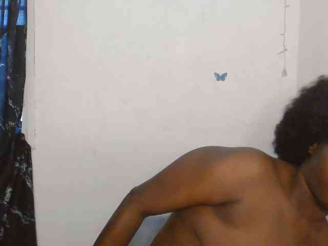 Strip-me-naked webcam