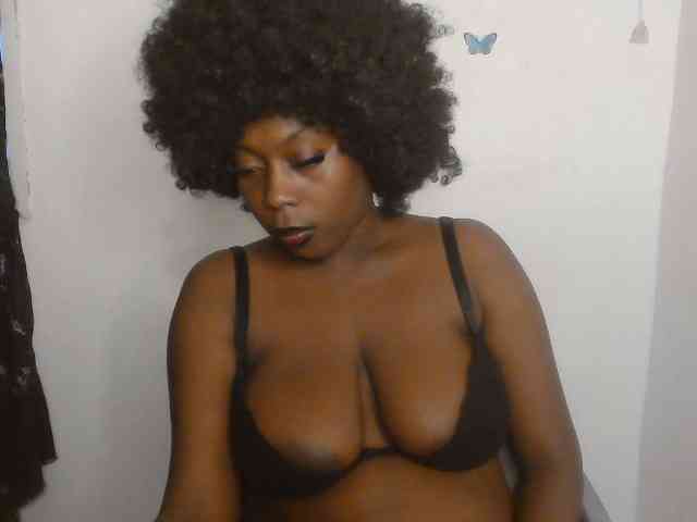 Strip-me-naked webcam