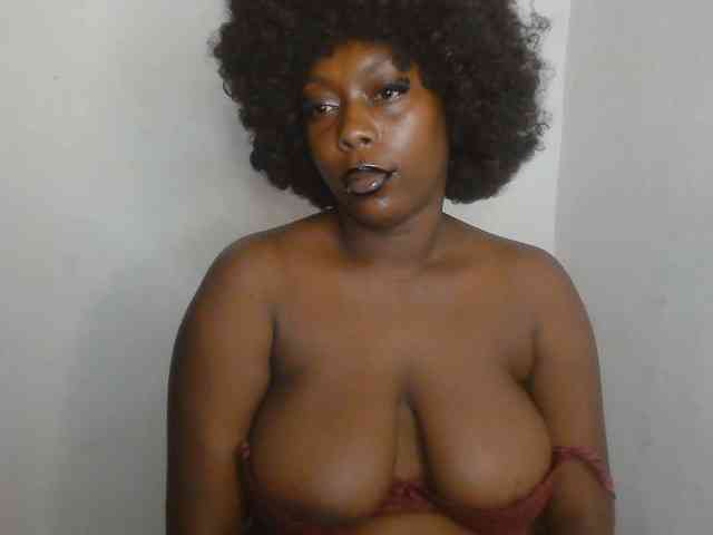 Strip-me-naked webcam