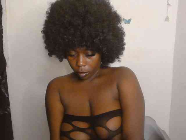 Strip-me-naked webcam