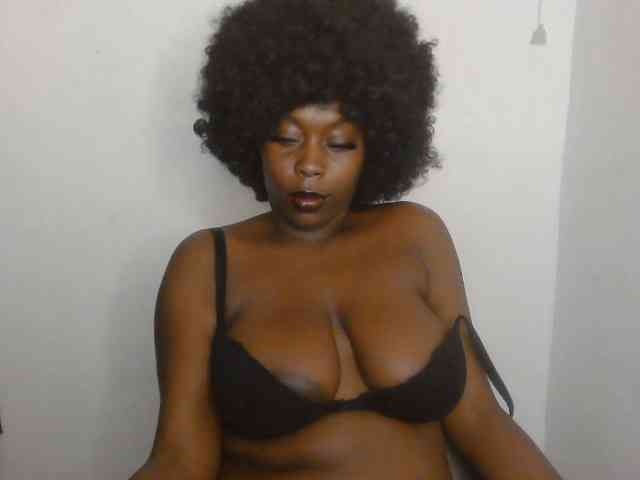 Strip-me-naked webcam