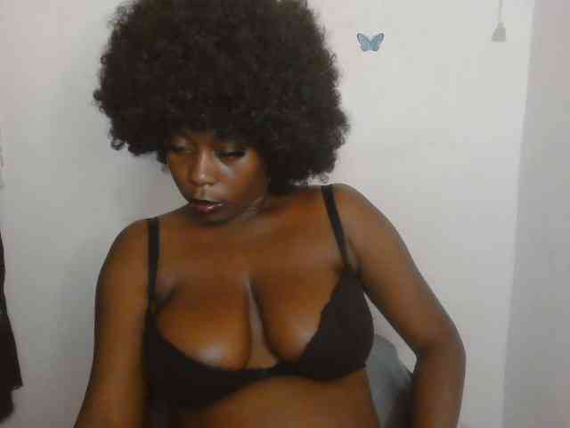 Strip-me-naked webcam