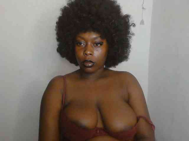 Strip-me-naked webcam