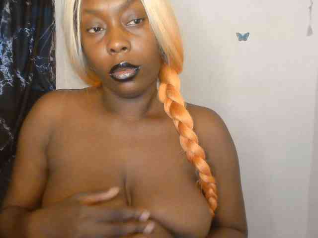 Strip-me-naked webcam
