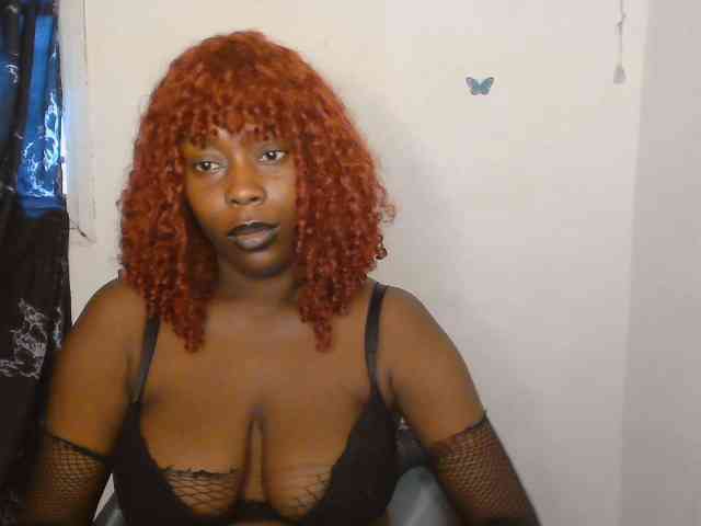 Strip-me-naked webcam